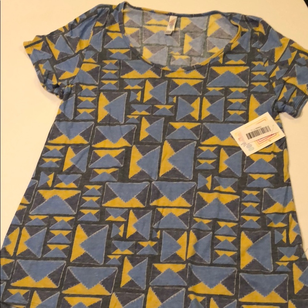 NWT L Classic T
